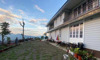 KokoMhendo The hilltop farmhouse.