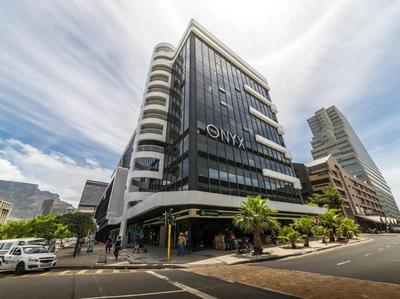 Luxury City Living - 1 Bedroom with balcony