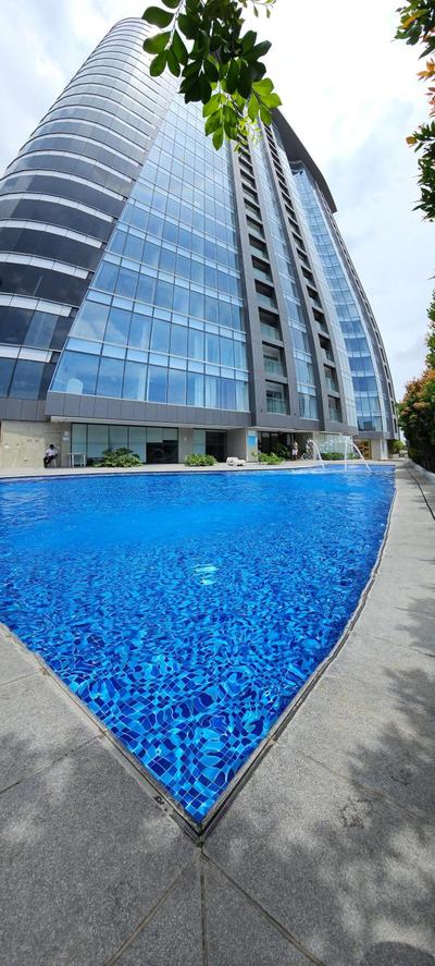 1721 Aeon Towers 1 Bedroom Condo with Free Wifi & Netflix