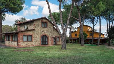 PODERE GIARDINO 16&2, Emma Villas