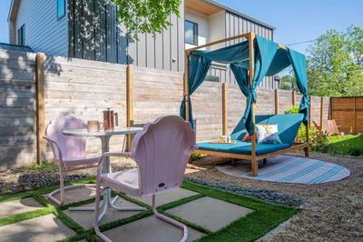 Artsy, private Gem near Iconic South Congress