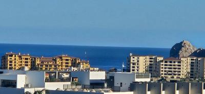 Elegant Condo in an Upscale Building