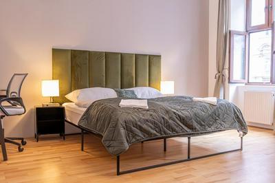 Comfortable 2-Bedroom Apartment in Vienna