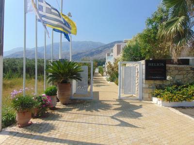 Villa Fantasia- Less than 5-Min Walk to Kalivaki Beach