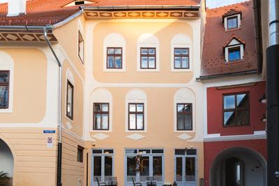 Sia Boutique Aparthotel