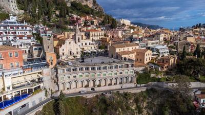 Taormina Cali Apartment