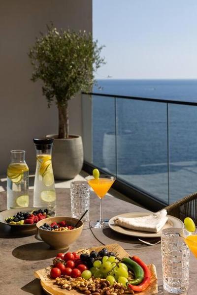 Luxury Apartment D&D with Sea Access