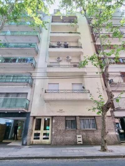 A Friendly Room in the Heart of Recoleta -in Shared Apartment-