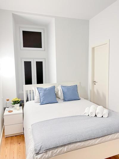 Room in the Heart of Historic Lisbon on Rua Augusta