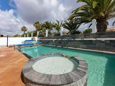 PRIMERA LUXURY HOUSE