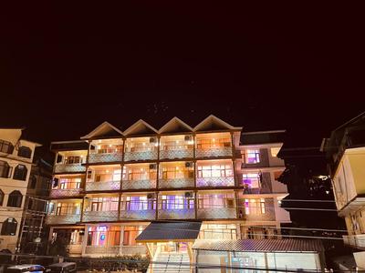 Hill River Resort - Central Heated & Air Cooled - Near Mall Road , Best Property of Manali 2024- 2025