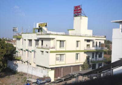 Hotel Yash palace & OK Veg Resturant Maihar
