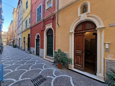 [Centro Storico Pietra Ligure] - 100 mt dal mare