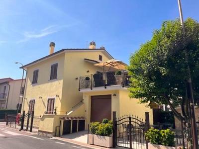 SCAPPO IN UMBRIA, Apartments