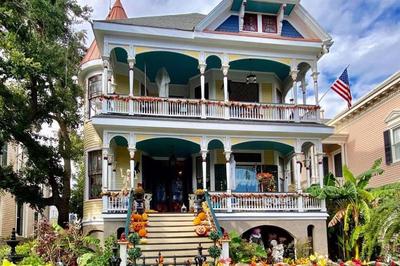 The Sealy House