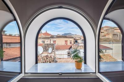 Open Sicily Homes - Near the Central Train Station