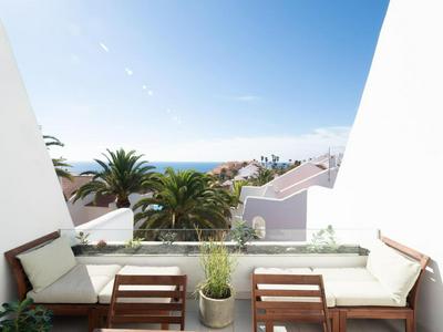 Apartamento con vistas al mar golf piscina bbq