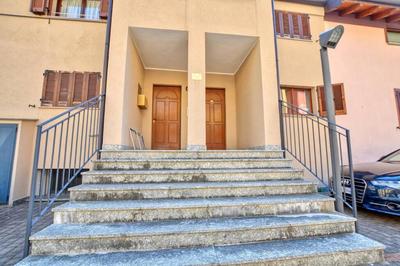 GEZELLIG APPARTEMENT MET GEDEELTELIJK MEERZICHT