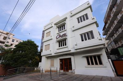 Classic Boutique Hotel & Luxury Service Apartments