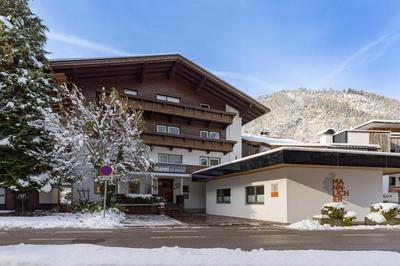 MANNI Chalet