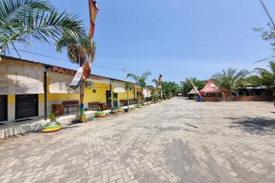 Hotel O New Asembagus 3