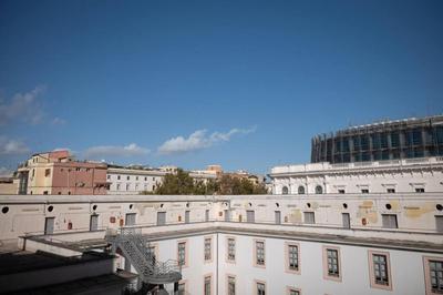 Merulana Penthouse: 5 minutes WALK from Colosseum