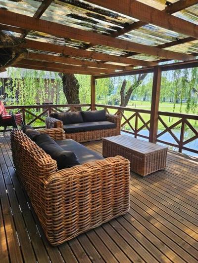 4 Fish Eagle Lodge