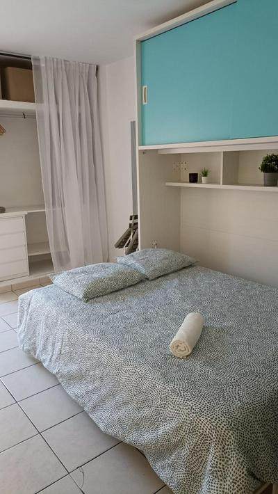 Bonito y moderno estudio con vistas al mar