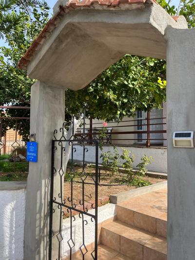 Kamera House - 10 min to Seitan Limania Beach