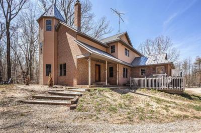 The Hopkins Hideaway - 40 Acres with trails, Arcades, Hot Tub, Fire Pit