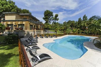 New Play Lake Villa