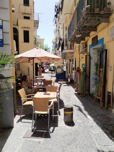 Ischia Ponte romantic apartment in the historical center and near the sea