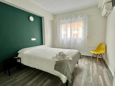 Click & Room