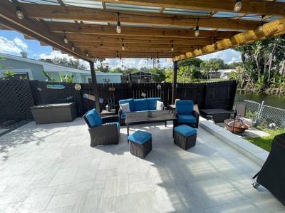 Modern pool home on the lake near Hardrock FLL airport main