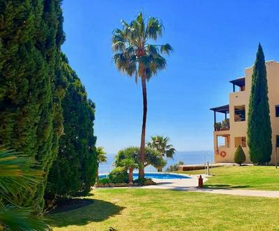 New Alquibla Gardens, Terrace & Pool