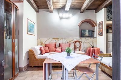 Castello Ursino Apartment - with Balcony
