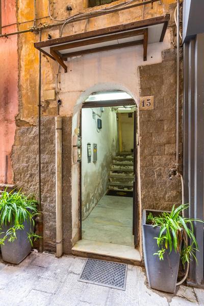 Al Borgo Orefici Apartment by Wonderful Italy