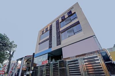 Super Townhouse Riddhi Regency Near Indira Nagar Metro Station