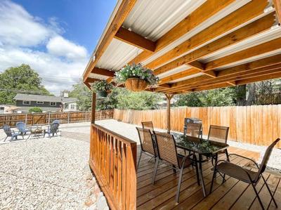 The Springs Sanctuary / central location / games!