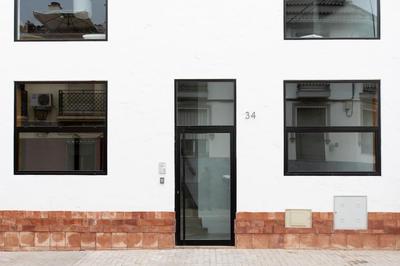 Beautiful stylish apartment next to downtown B-CrrB
