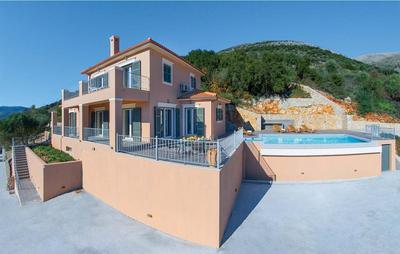 Stunning Kefalonia Villa - 3 Bedrooms - Villa Remvi - Private Infinity Pool and Astounding Sea Views - Agia Efimia