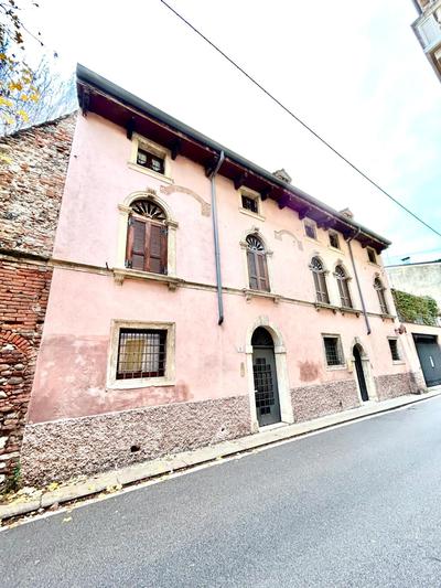 Rosso Verona Suite-Free Parking