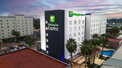 Holiday Inn Express Guadalajara Aeropuerto by IHG