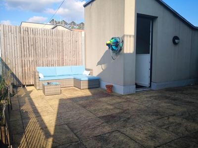 Spacious 3 Bed Duplex Private Rooftop 3min Victoria Park & Canal 2 Playgrounds