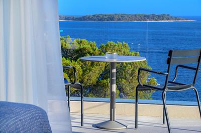 Immensely Luxurious Hvar Villa 5 Bedrooms Villa East Eternal