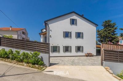 House MIRABELLE with heated Pool in Nerezine on Losinj island