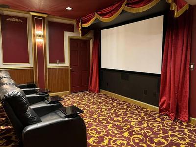 Themed Room Mountain Retreat with Home Theater