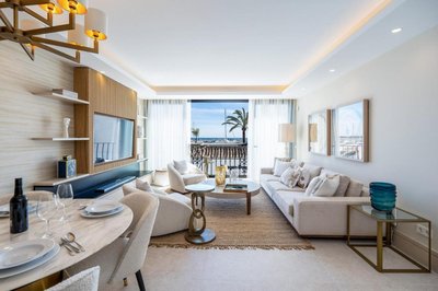 Central 2-Bedroom Apartment in Puerto Banús, Marbella