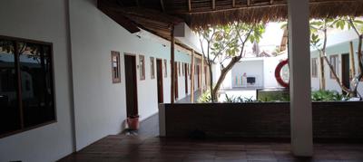 Roots Hotel Trawangan