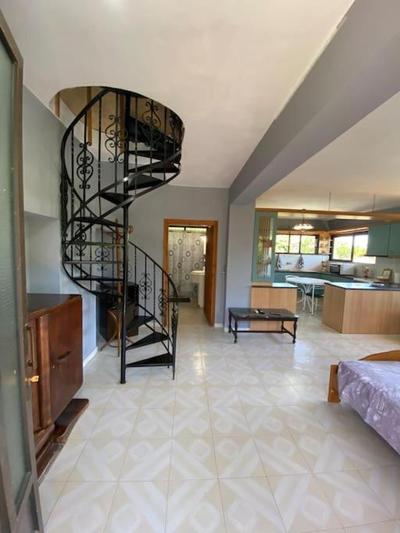 Alice’s Apartment